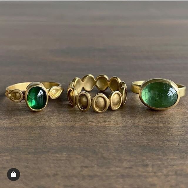 These all lined up @meekafinejewelry 💚💚💚