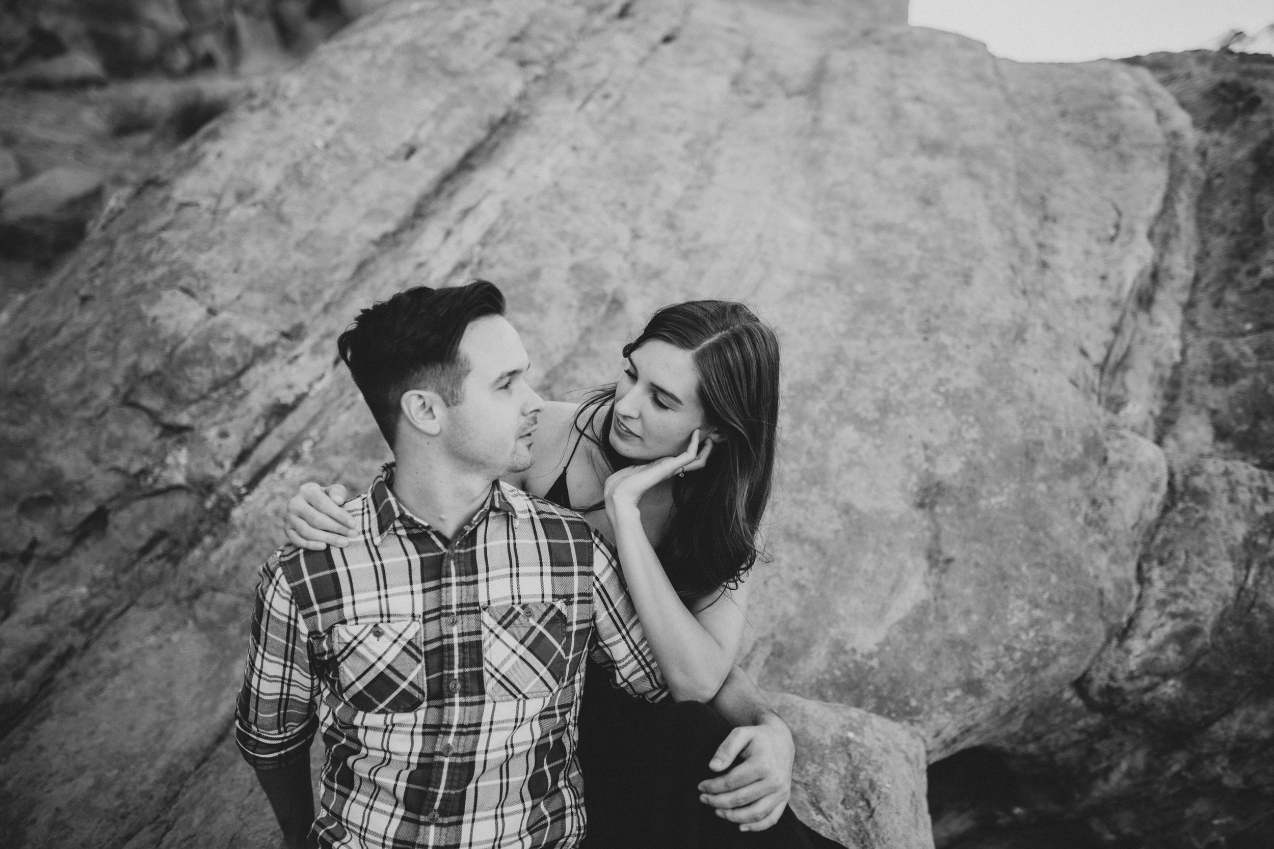 vasquez rocks engagement-8.jpg