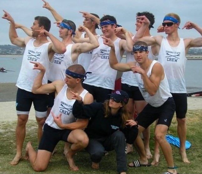 These spot the difference games are getting hard! Here&rsquo;s the &lsquo;07-&lsquo;08 men&rsquo;s novice team with their coxswain&mdash; looking as swole as ever. Swipe to see our recreation of this photo with our current men&rsquo;s team and newest