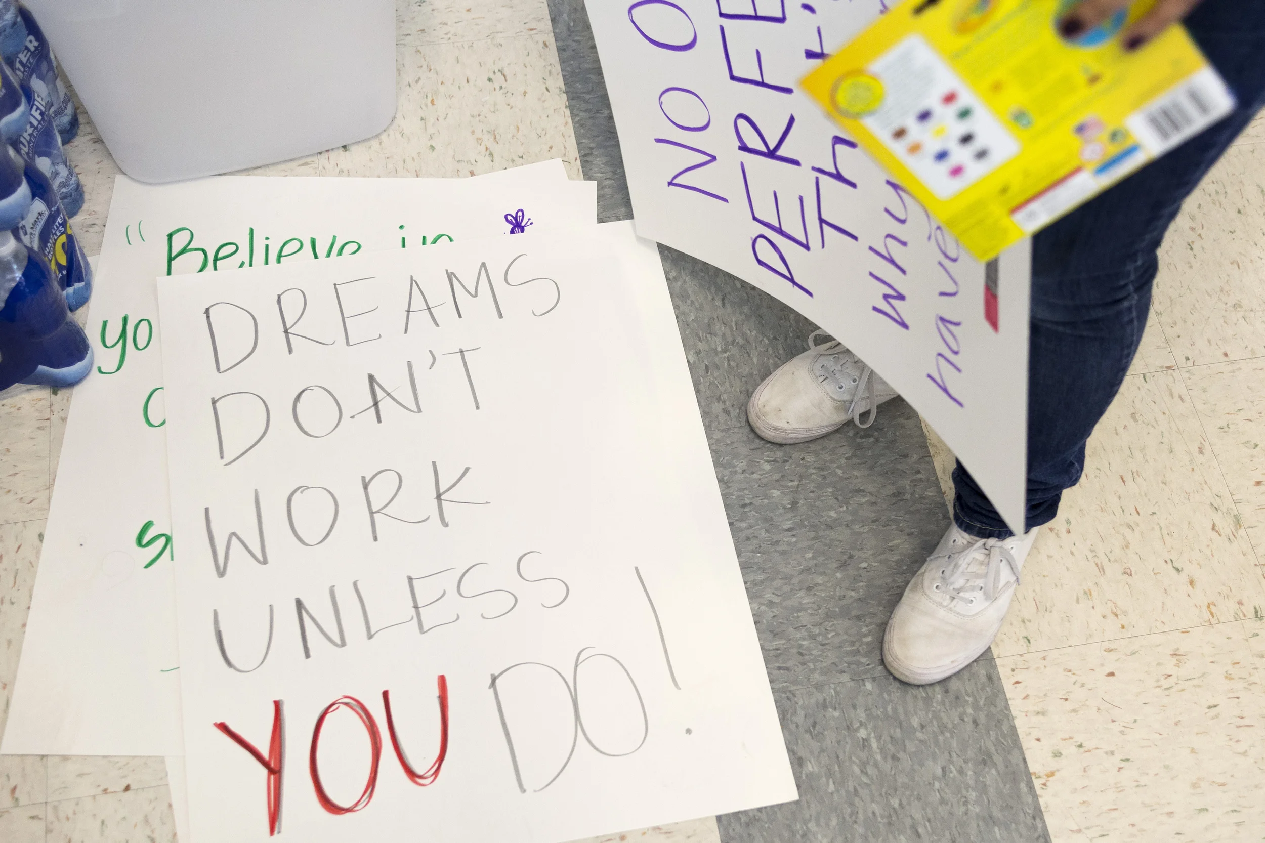 AUSTIN, TEXAS - July 13, 2015: Erika makes motivational signs for students at Manor ISD. Miguel Gutierrez Jr./KUT News