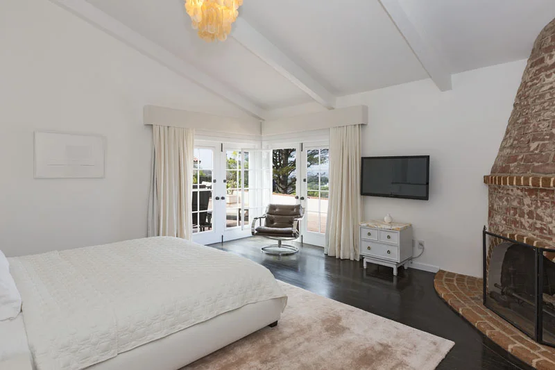 MasterBedroom.jpg
