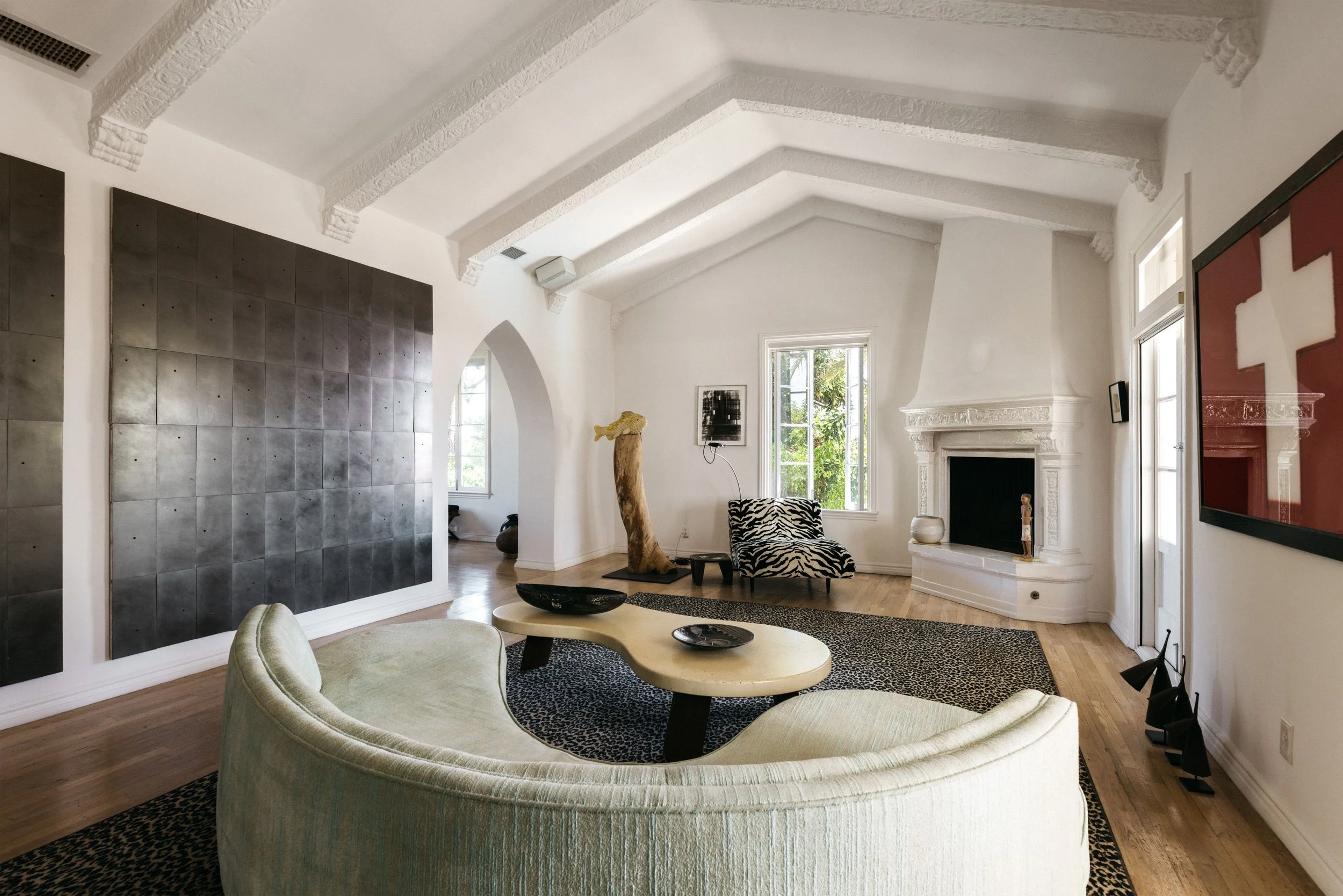 SOLD | The Colonial House | No. 2E | West Hollywood