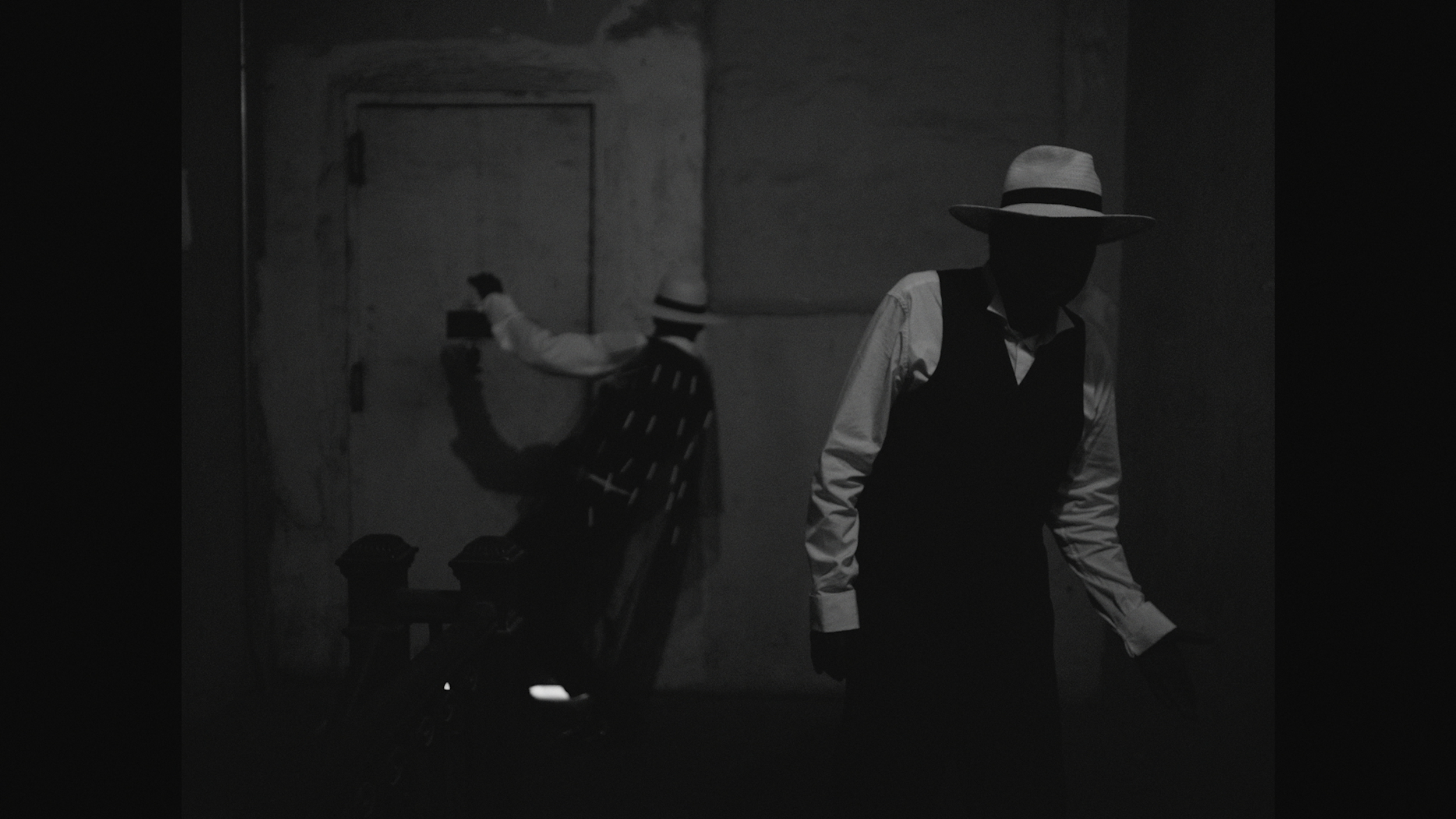 KJoseph_FLYPAPER_still_8.png