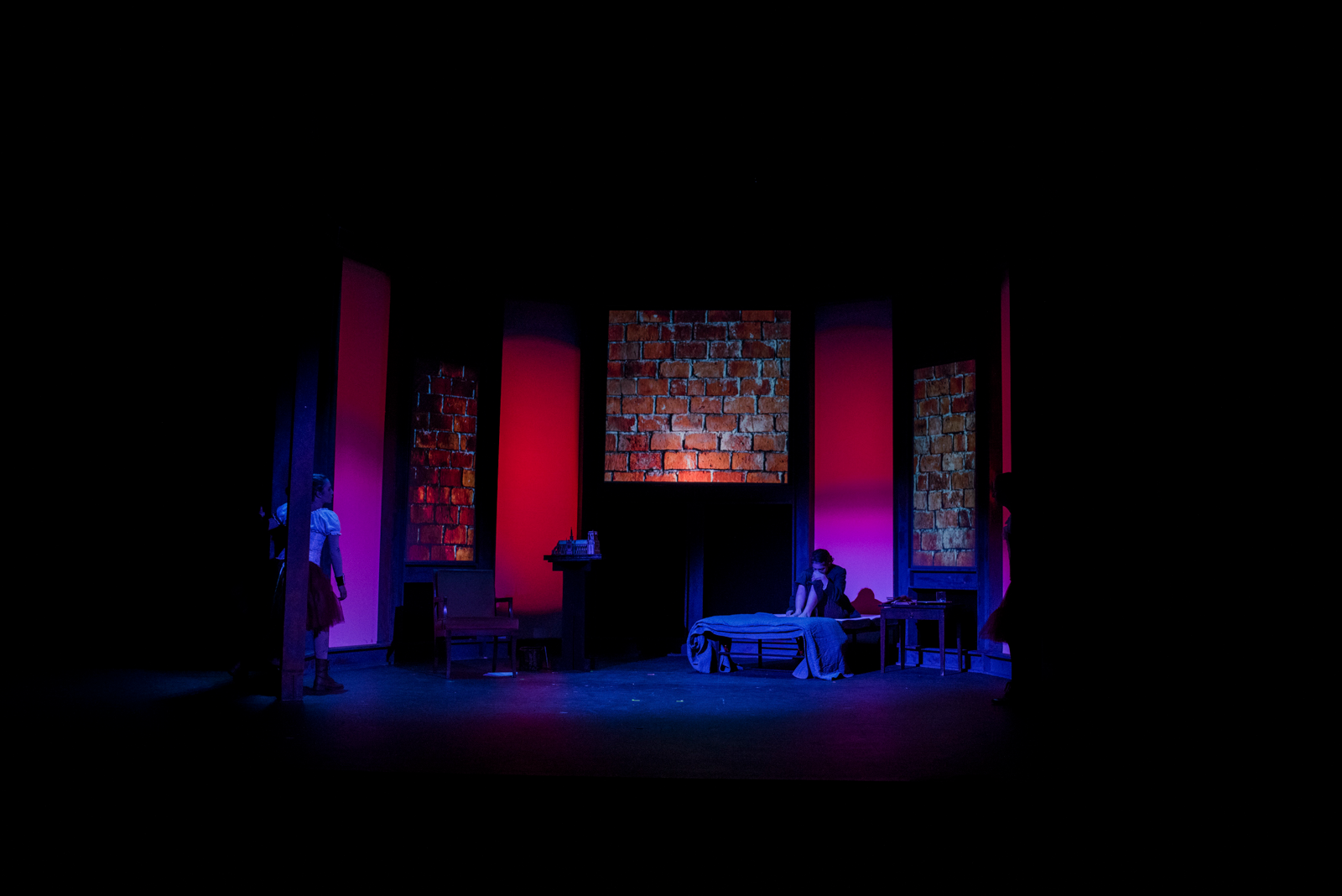 0296melaniezacek-web1600_52459414820_o.png