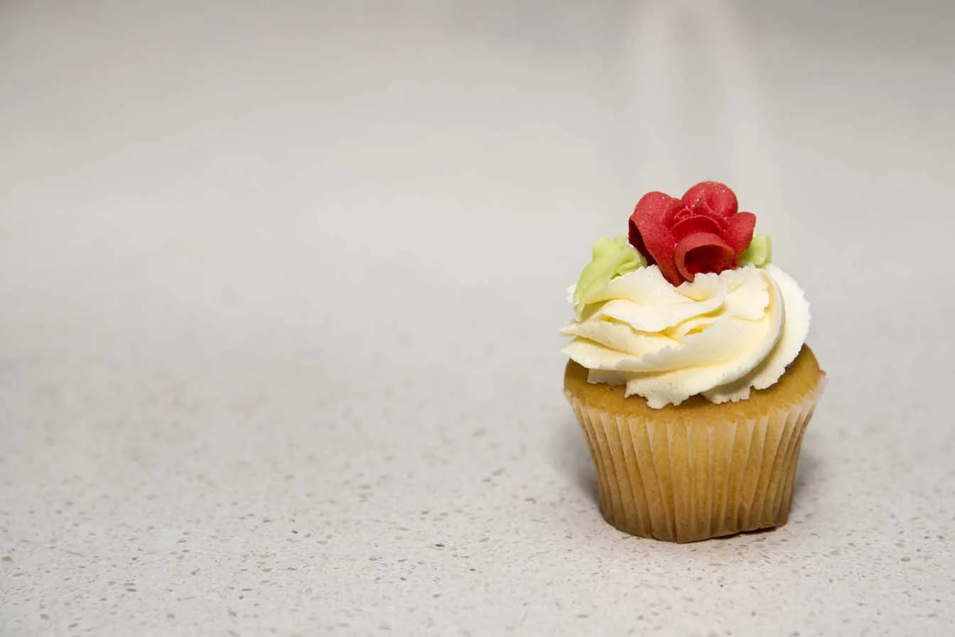 Kerry A. Thompson Blog - A website made with Squarespace or Weebly is like putting the icing on a cupcake.