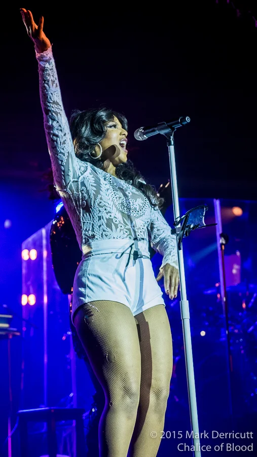 Toni Braxton - 14.jpg