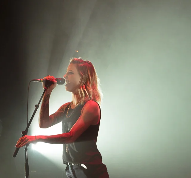 11-26 Gin Wigmore-_WP_2744.jpg