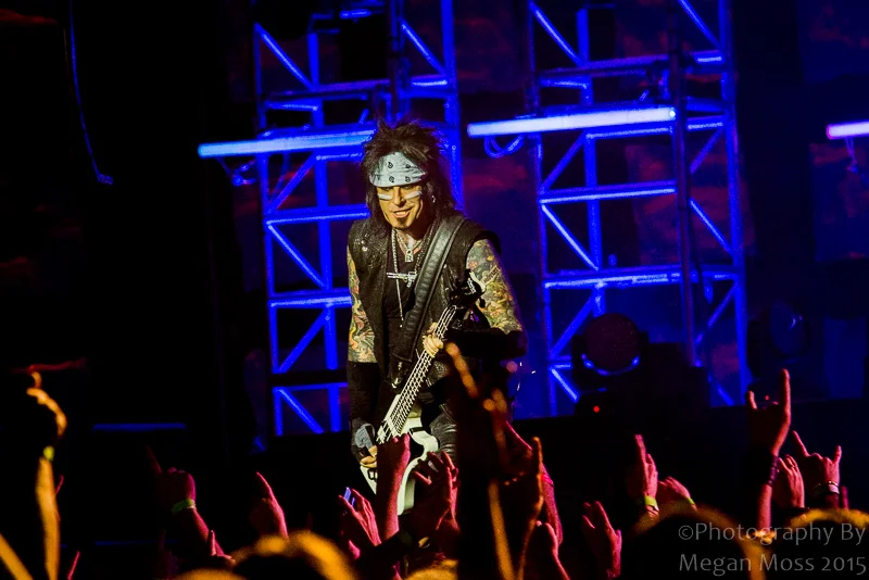 Motley Crue-Vector Arena 9May15-7444.jpg
