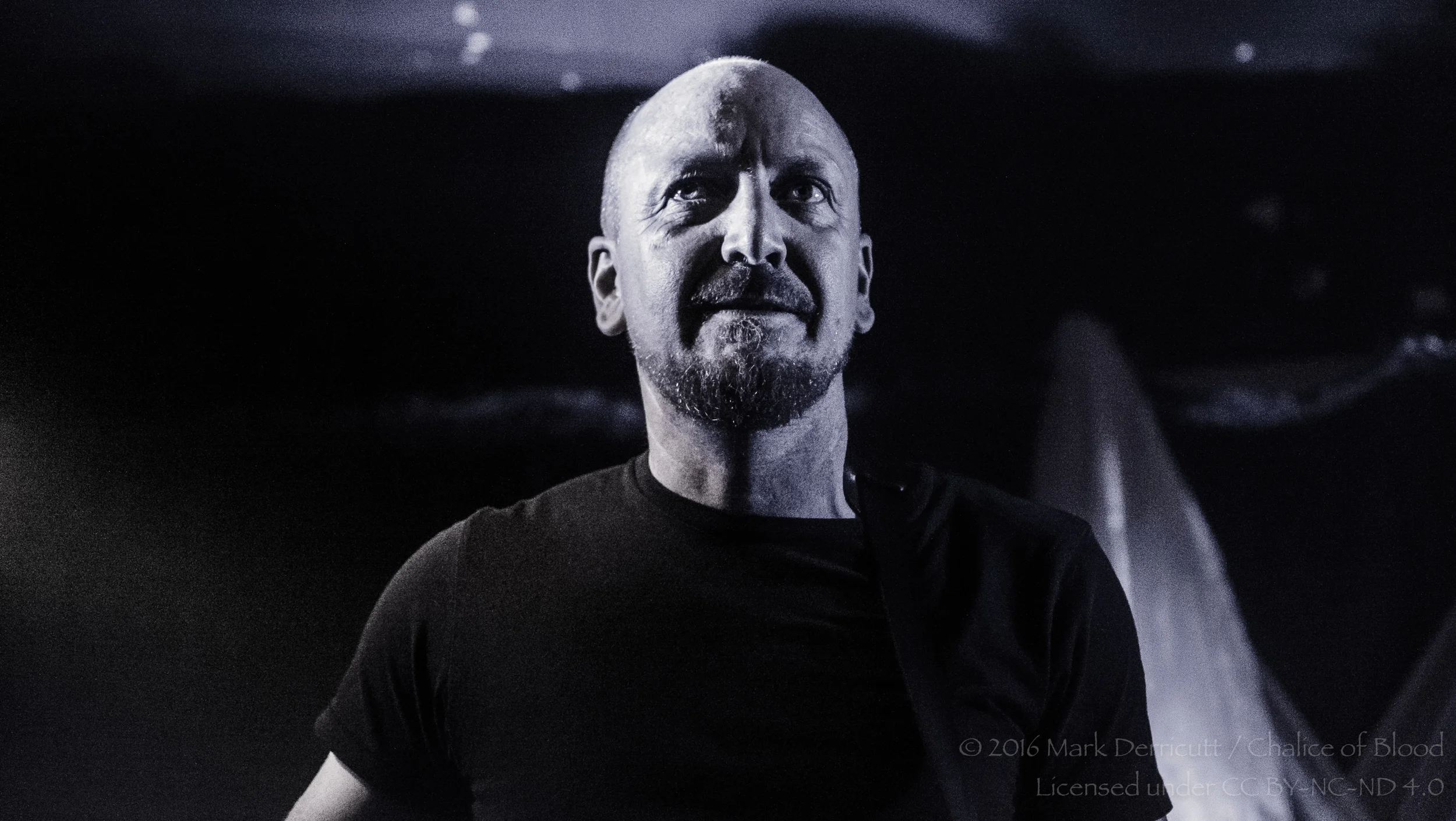 CLICK THE IMAGE ABOVE FOR LIVE PHOTOS FROM Jakob'S AUCKLAND SHOW BY Mark Derricutt