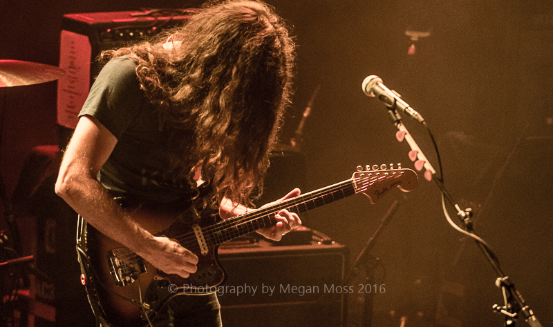 CLICK THE IMAGE ABOVE FOR LIVE PHOTOS FROM kurt vile'S AUCKLAND SHOW BY Megan Moss