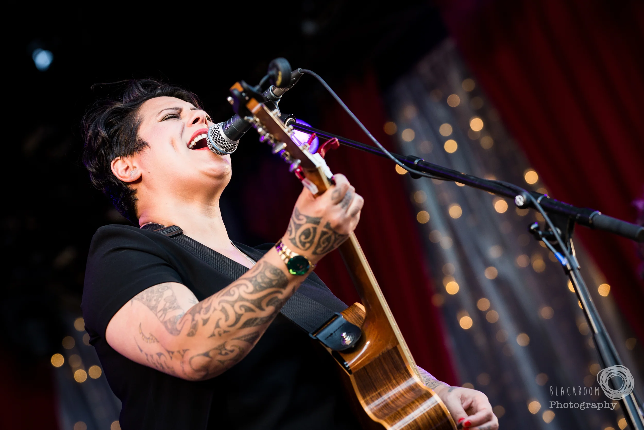Blackroom Anika Moa-3.jpg