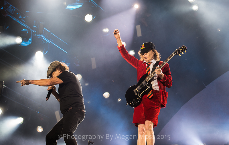CLICK THE IMAGE ABOVE FOR LIVE PHOTOS FROM AC/DC's AUCKLAND SHOW BY BY MEGAN MOSS