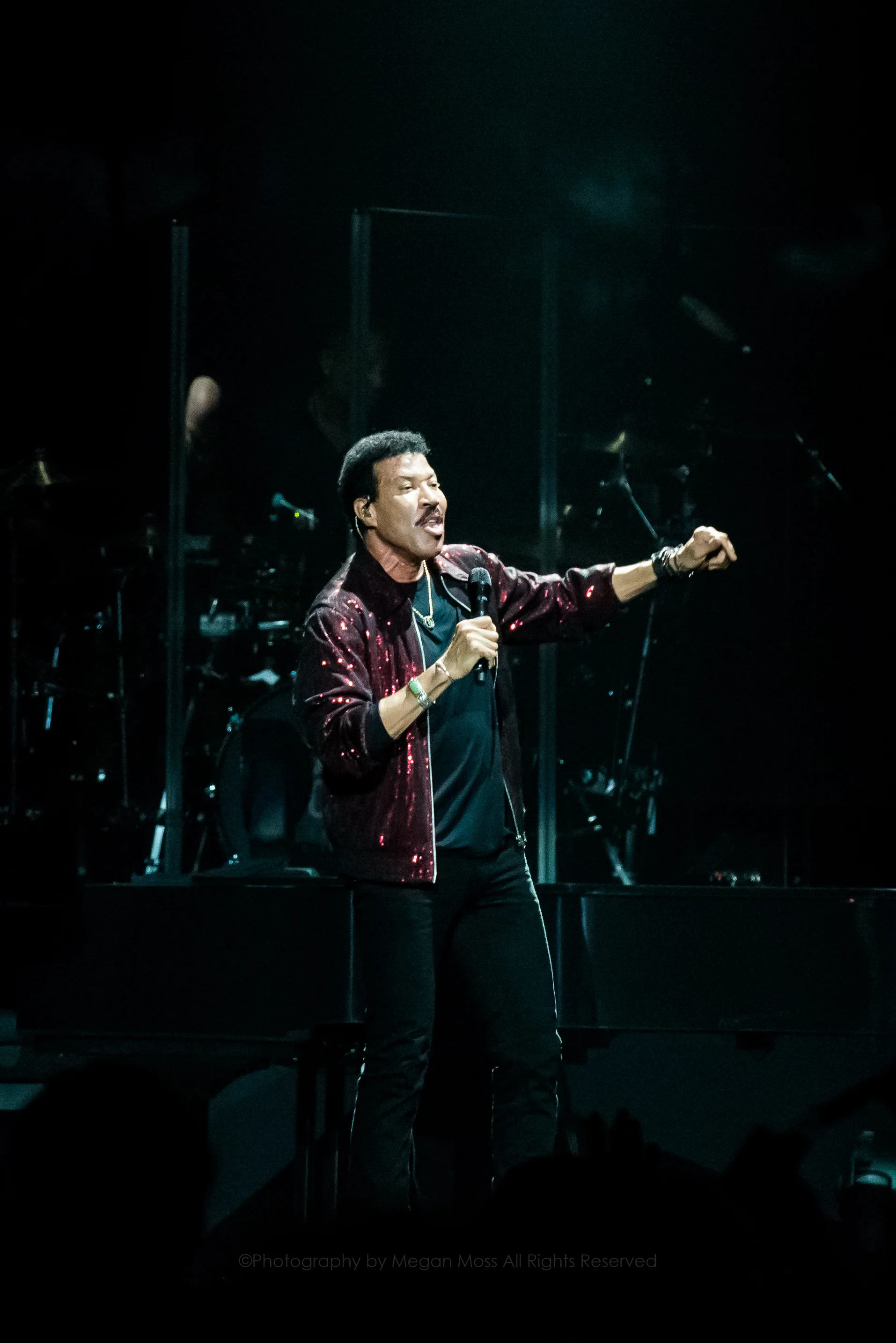 Lionel Ritchie-4.jpg
