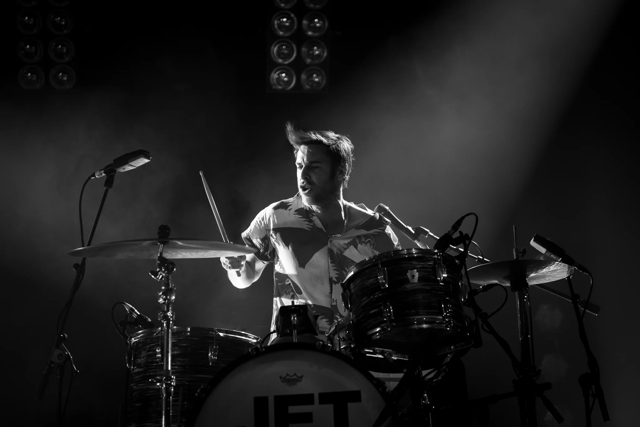 DSC_08-JET.jpg