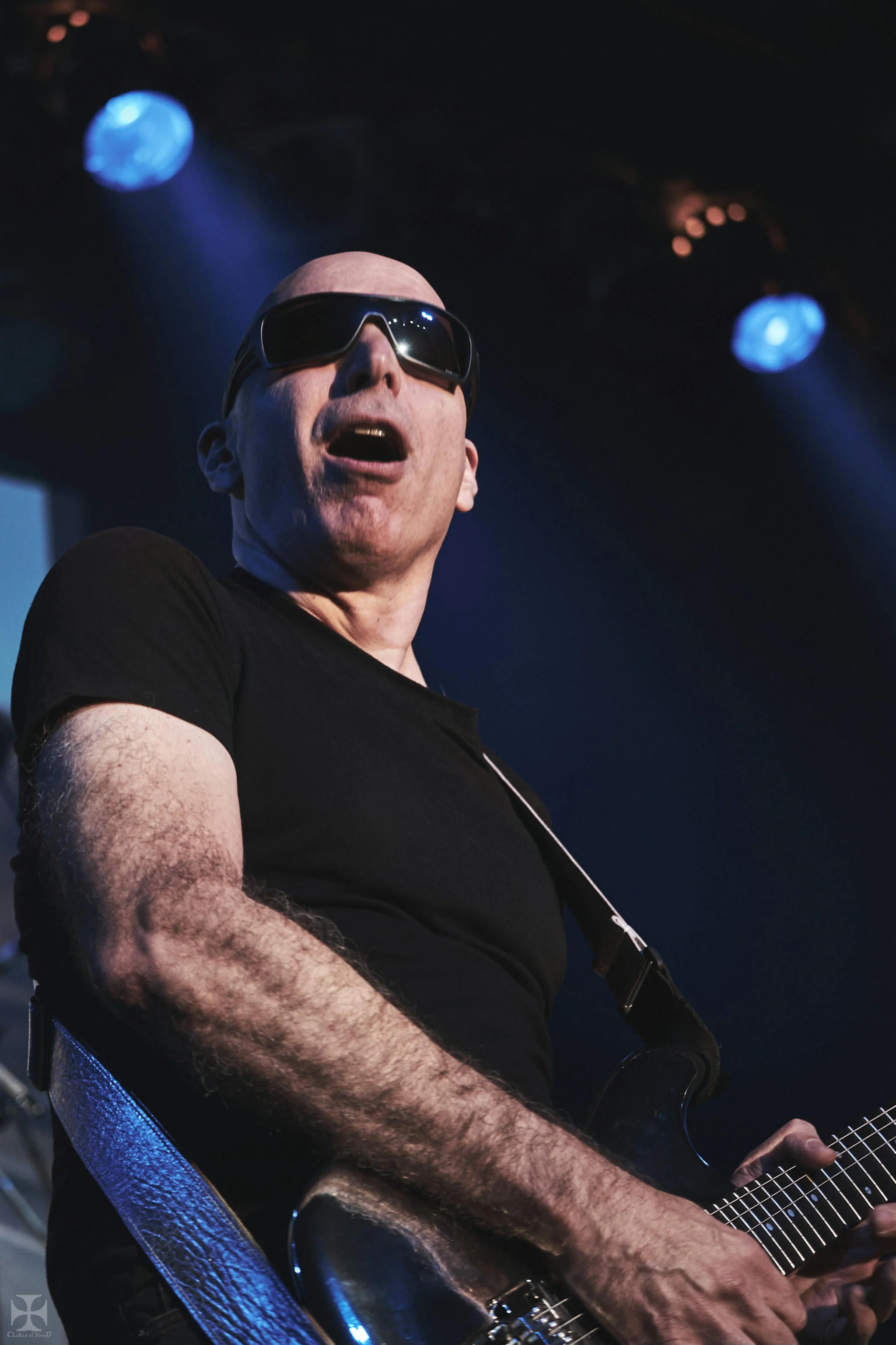 2018.12.04 Joe Satriani - DSCF6873_branded.jpg
