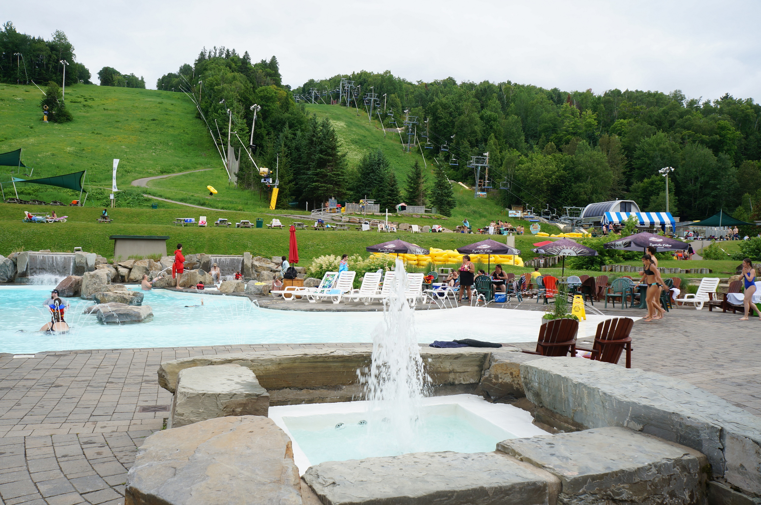 Mont Saint Sauveur Parc Aquatique