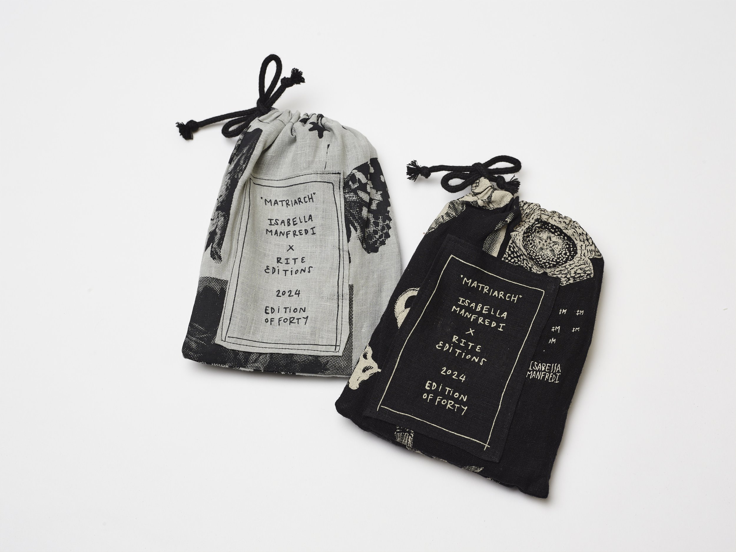  edition of 40 scarves with  Rite Editions  