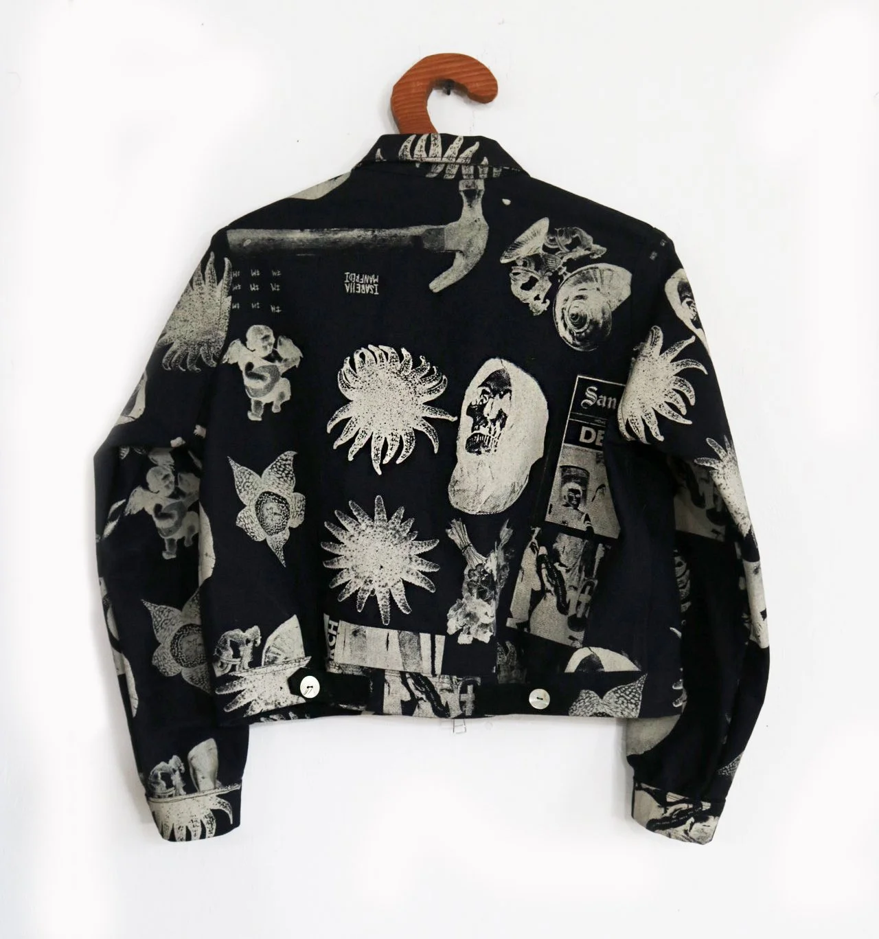 back print zip jacket.JPG