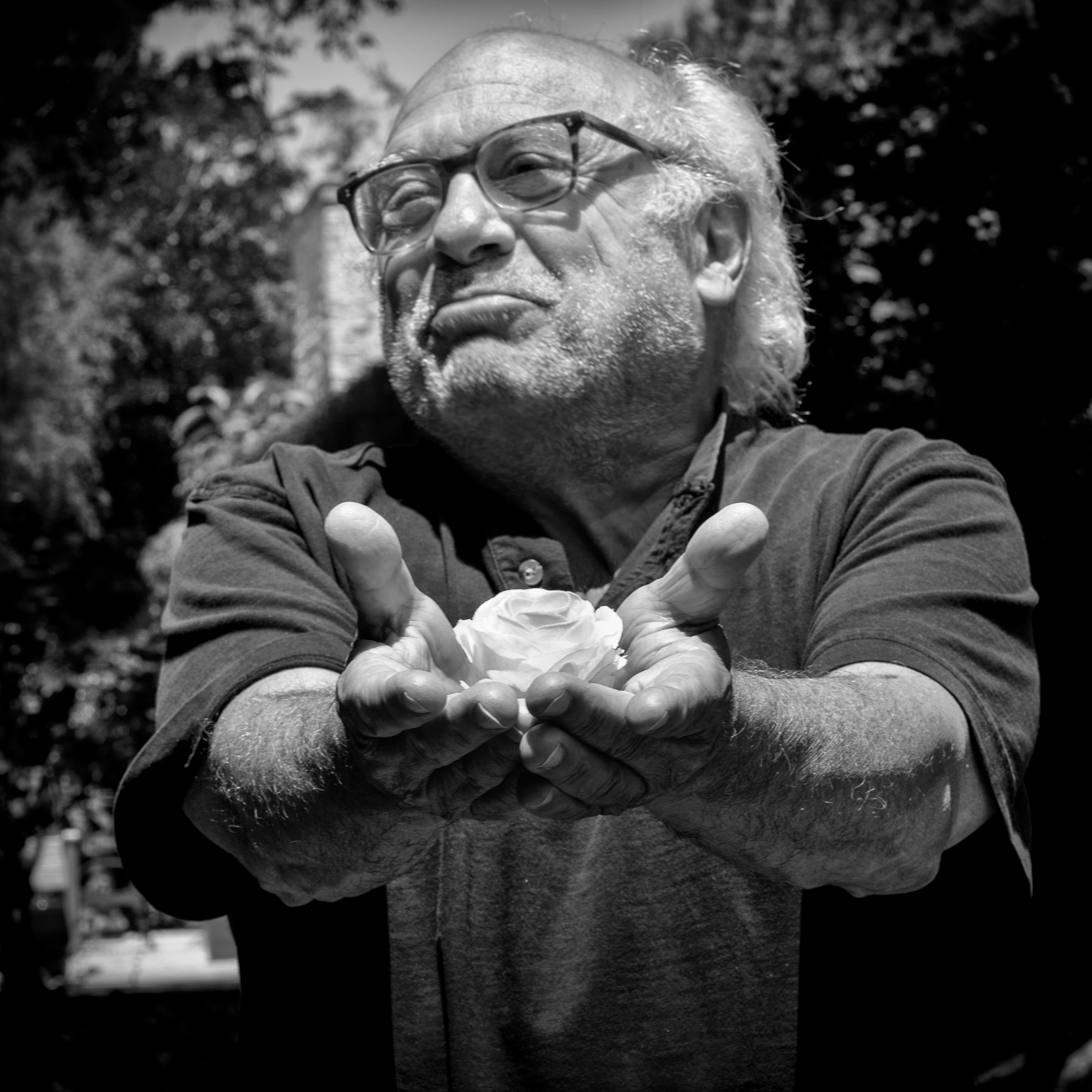 Danny DeVito, copyright Peace in 10,000 Hands 2014.jpg