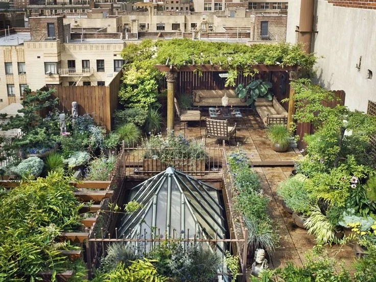 212799c5c2eabbaeaff6899de038602f--chelsea-manhattan-roof-gardens.jpg