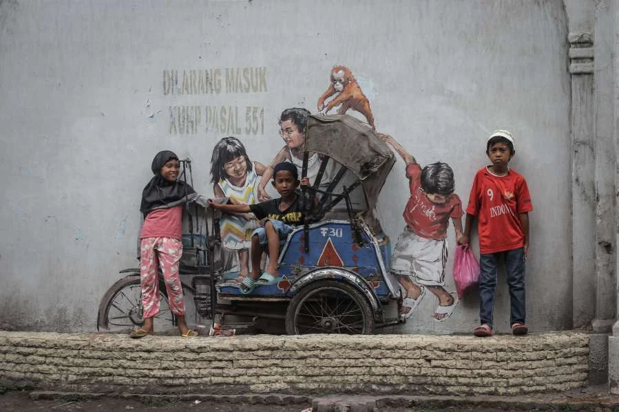 Painting the Pain of Palm Oil - The Splash And Burn Art Campaign 