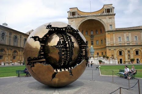 eye_of_horus_vatican_lookalike_wtc.jpg