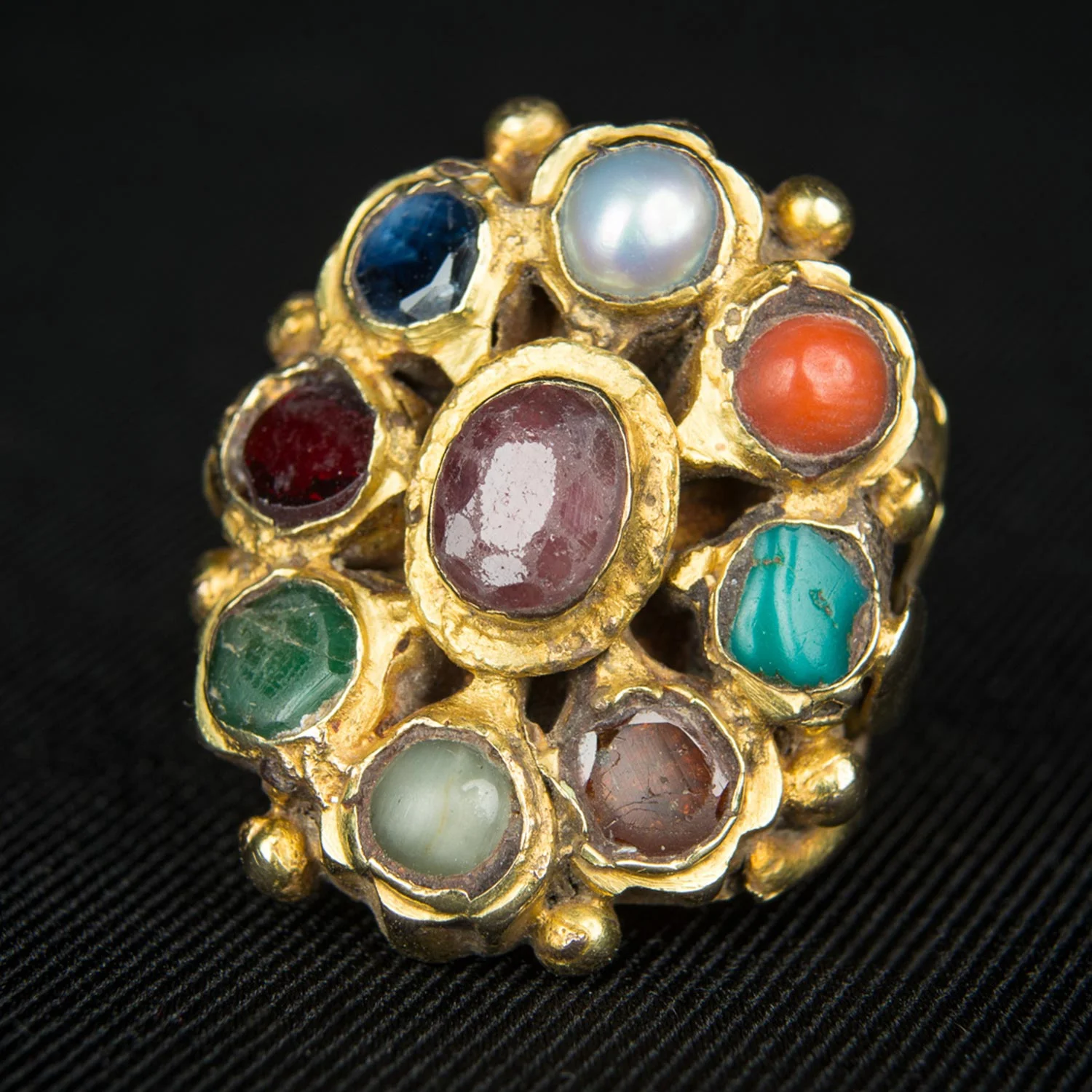 multi_stone_ring_2.jpg