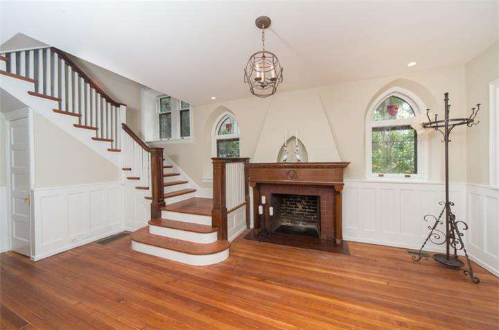 Lincoln Drive - entry hall