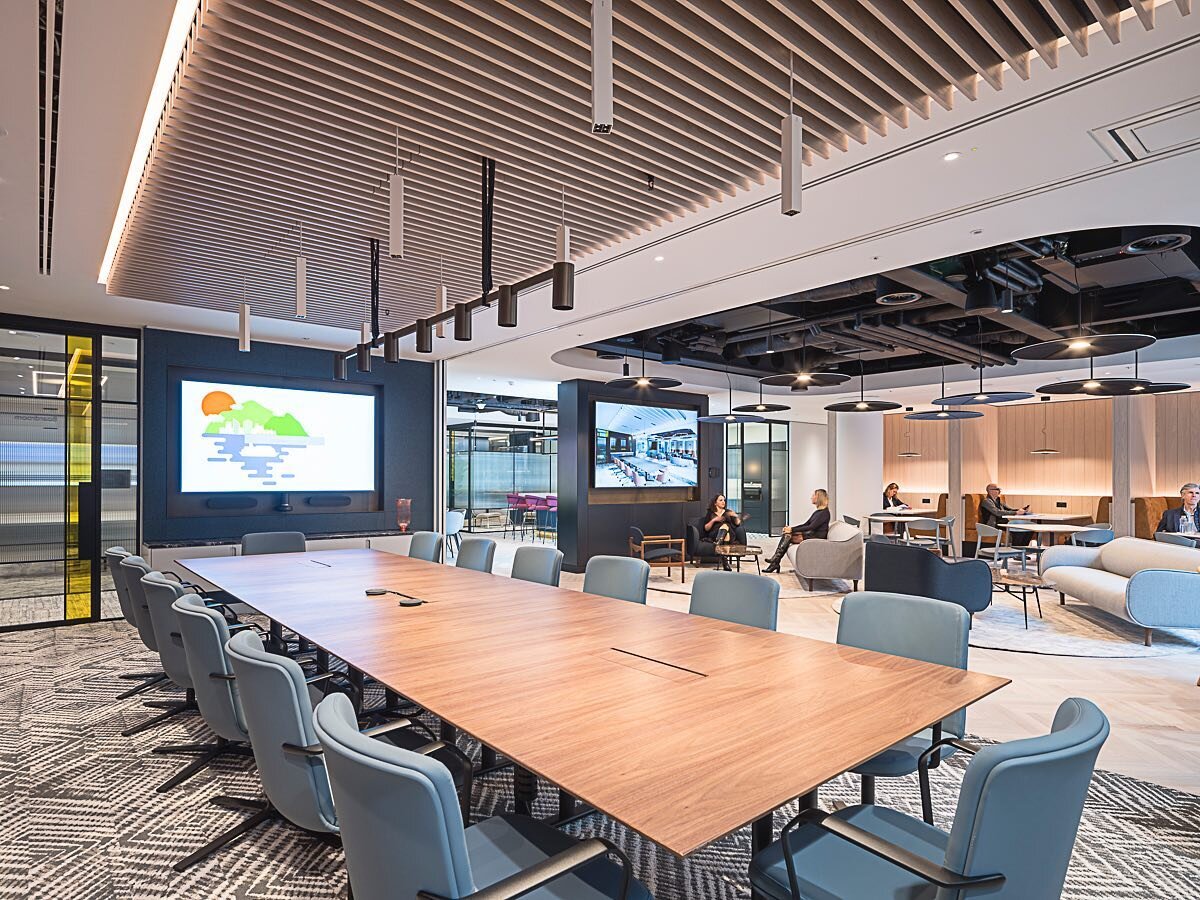 At our recent lighting design project Savills Investment Management London, the boardroom and informal collaboration space can be opened up or closed off with flexible partition walls, creating a private meeting room or an open plan space. The lighti