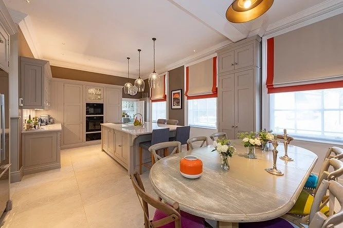 Our residential lighting design project in East Sussex was a pleasure to design. The original features of the Georgian building were preserved and reinstated breathing life into this historic listed building. The aim of the design was to be sympathet