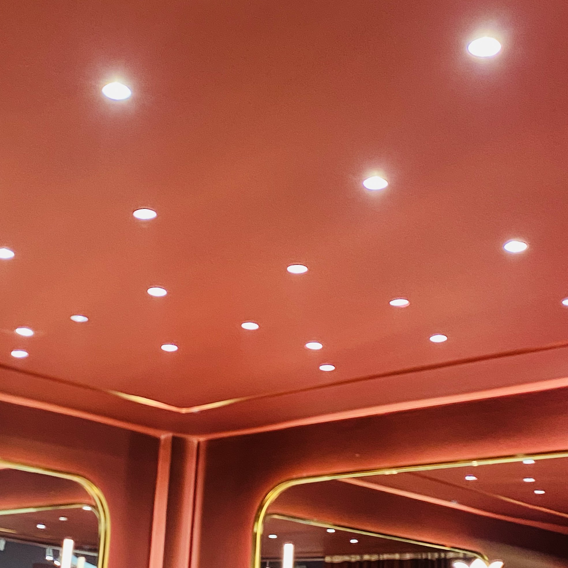 HOBO trimless 3 light recessed system.jpg
