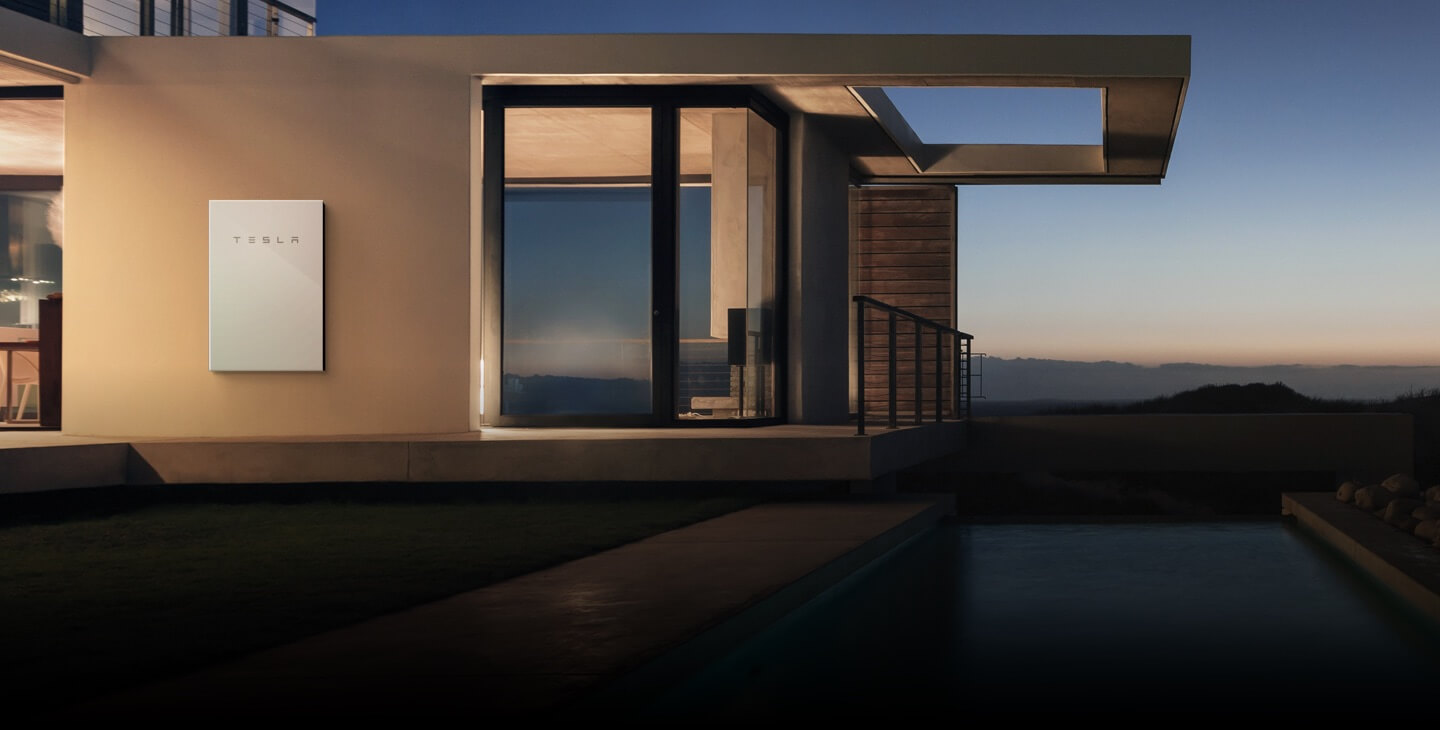Tesla's wall panel to store energy