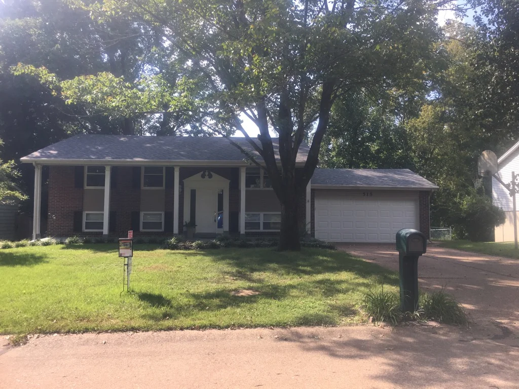 Roof replacement in Ballwin, MO