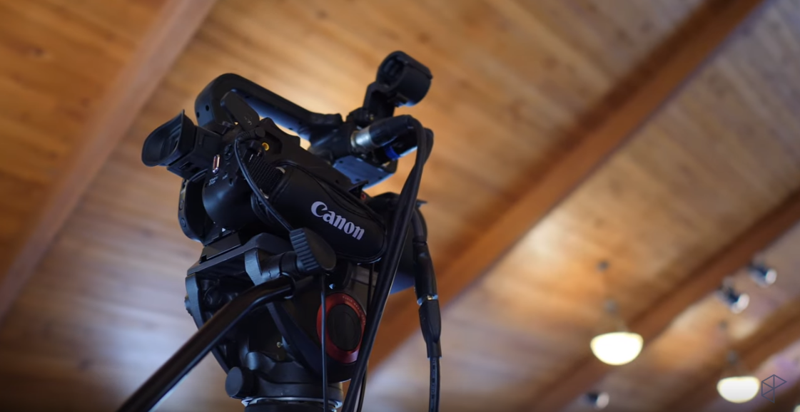 Churhfront–Canon XA30.png