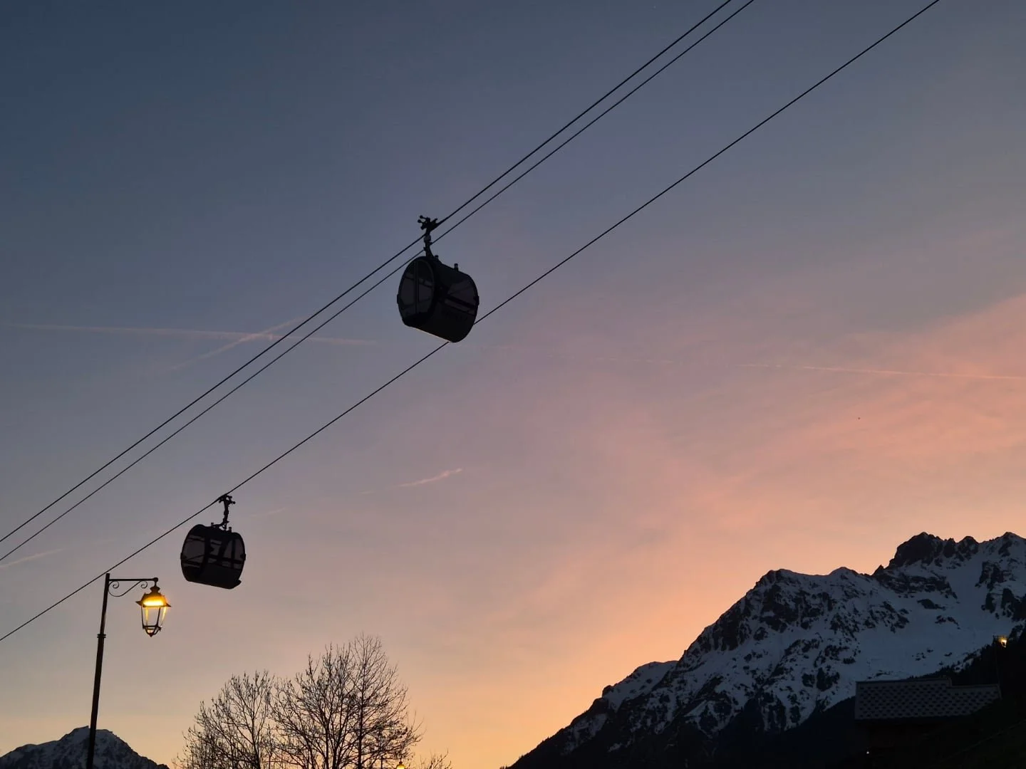 The pink winter skies in the French Alps 
📍Vaujany / France. 

#ucgcreator #travel #travelingram #mountains #ski
