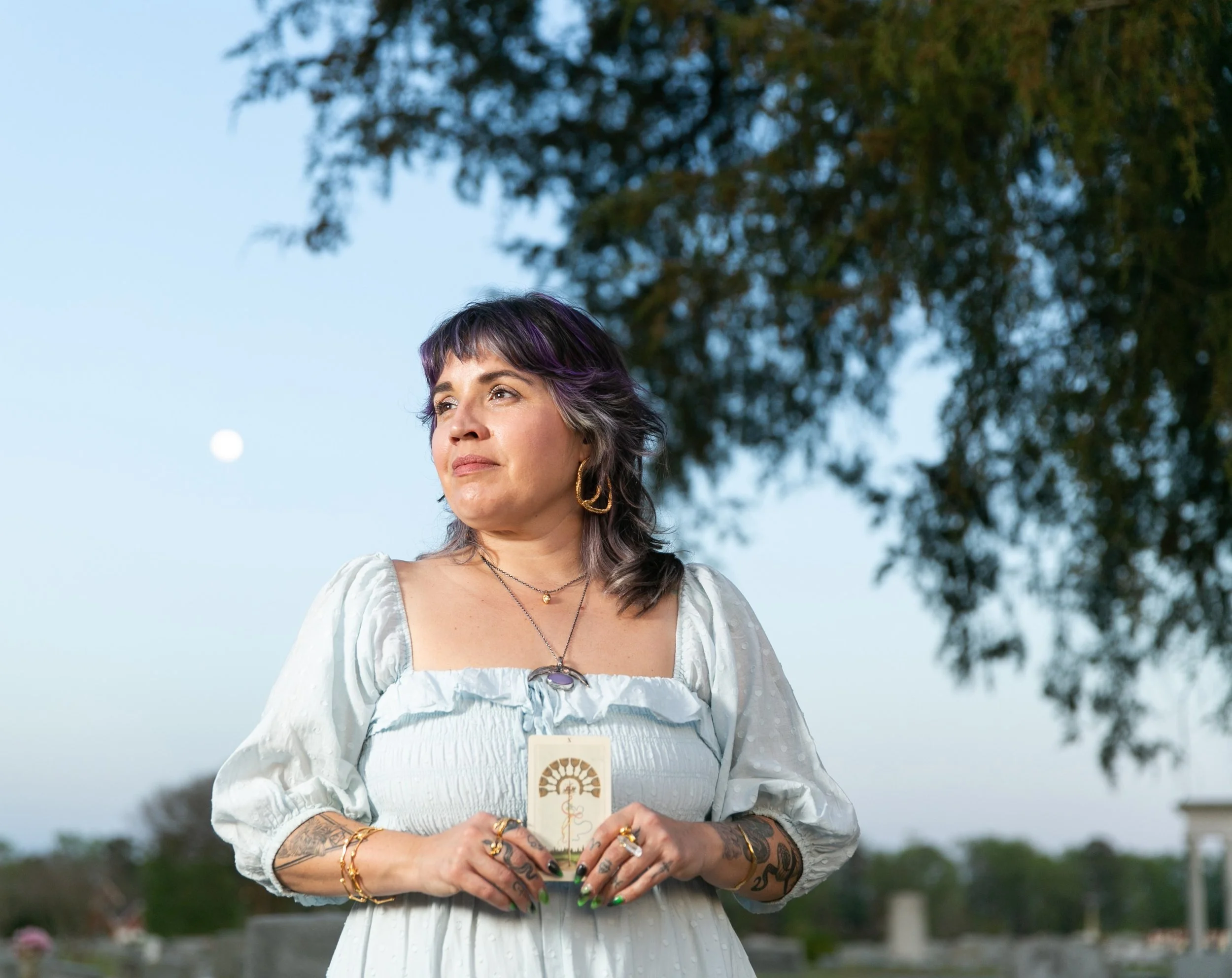 Lisette holding tarot .jpg