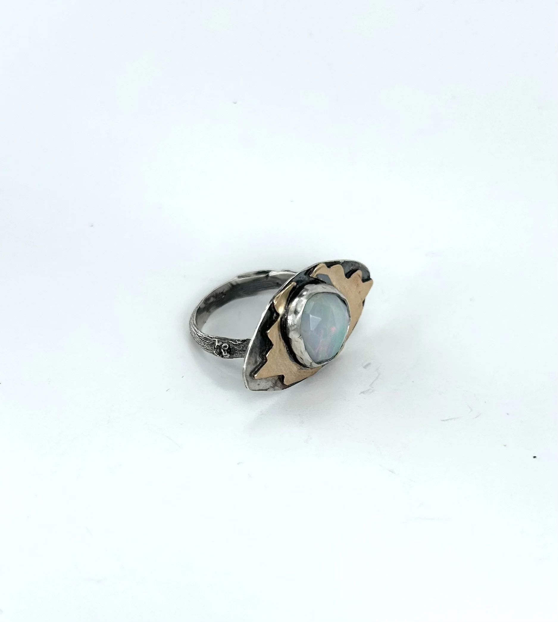 golden mtnring (2).jpeg