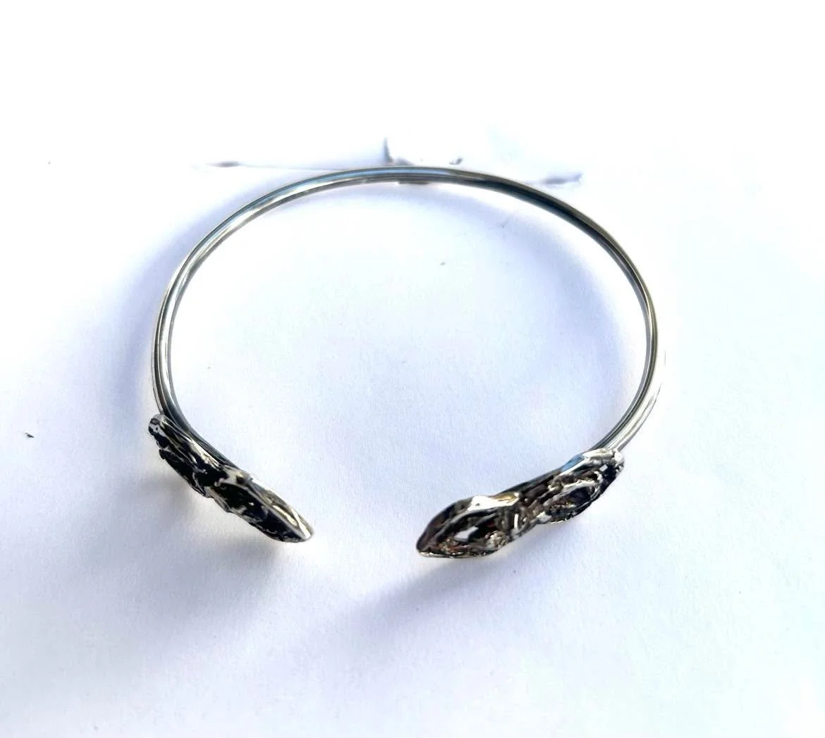 Dble spider cuff.jpg