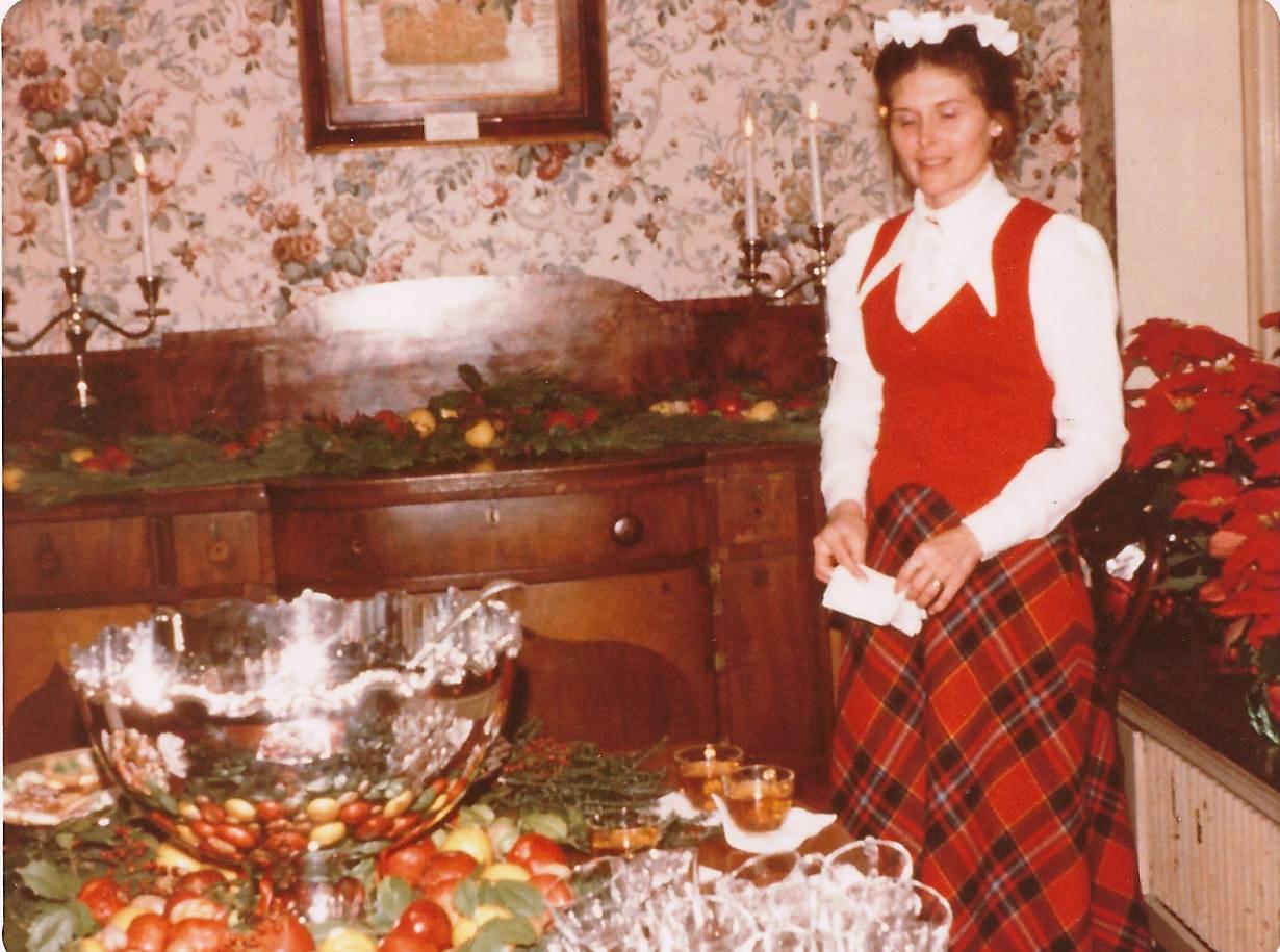 Christmas Open House 2   1973.jpg