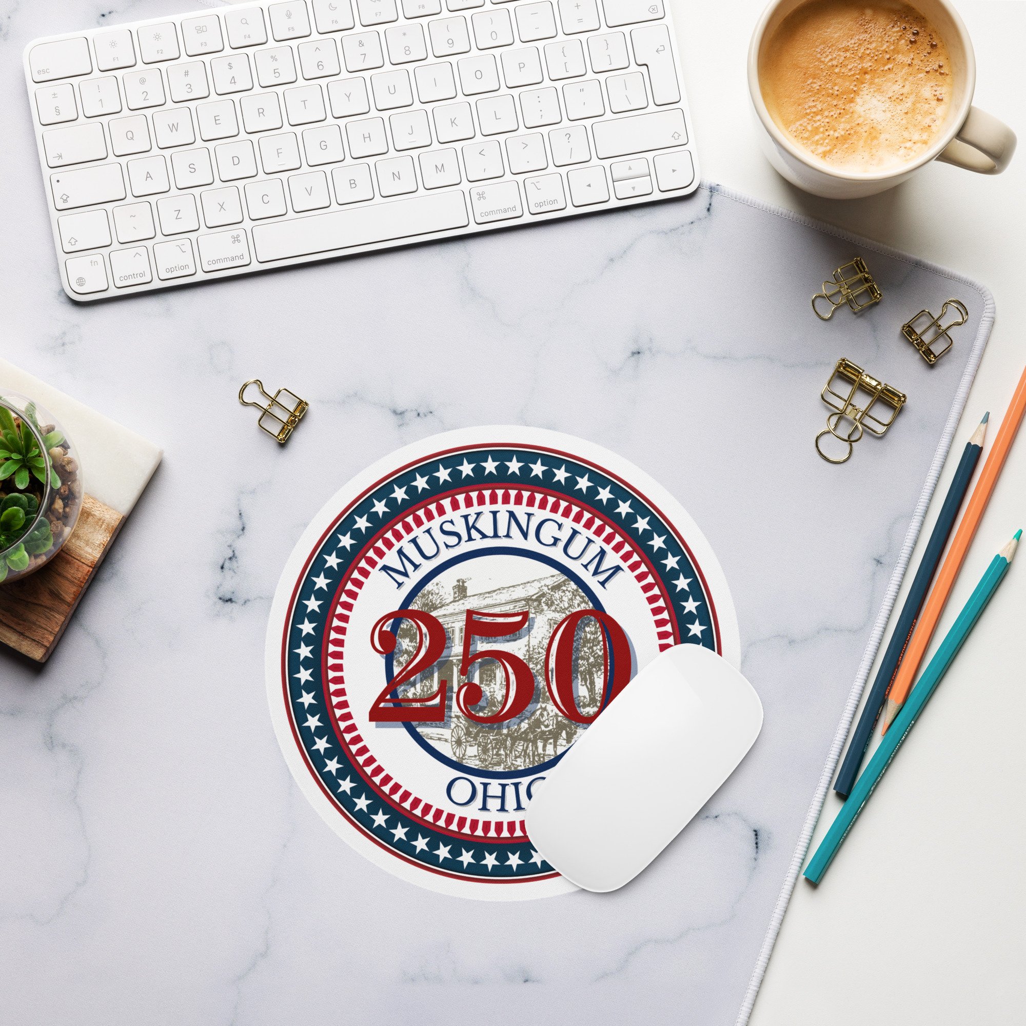 round-mouse-pad-white-front-6a337085e877f.jpg