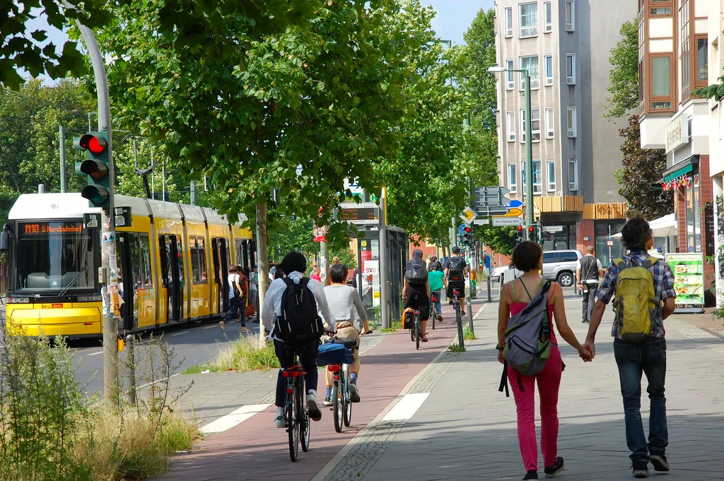 An example of a complete street where the needs of all users are taken into account. Source: Eric Sehr