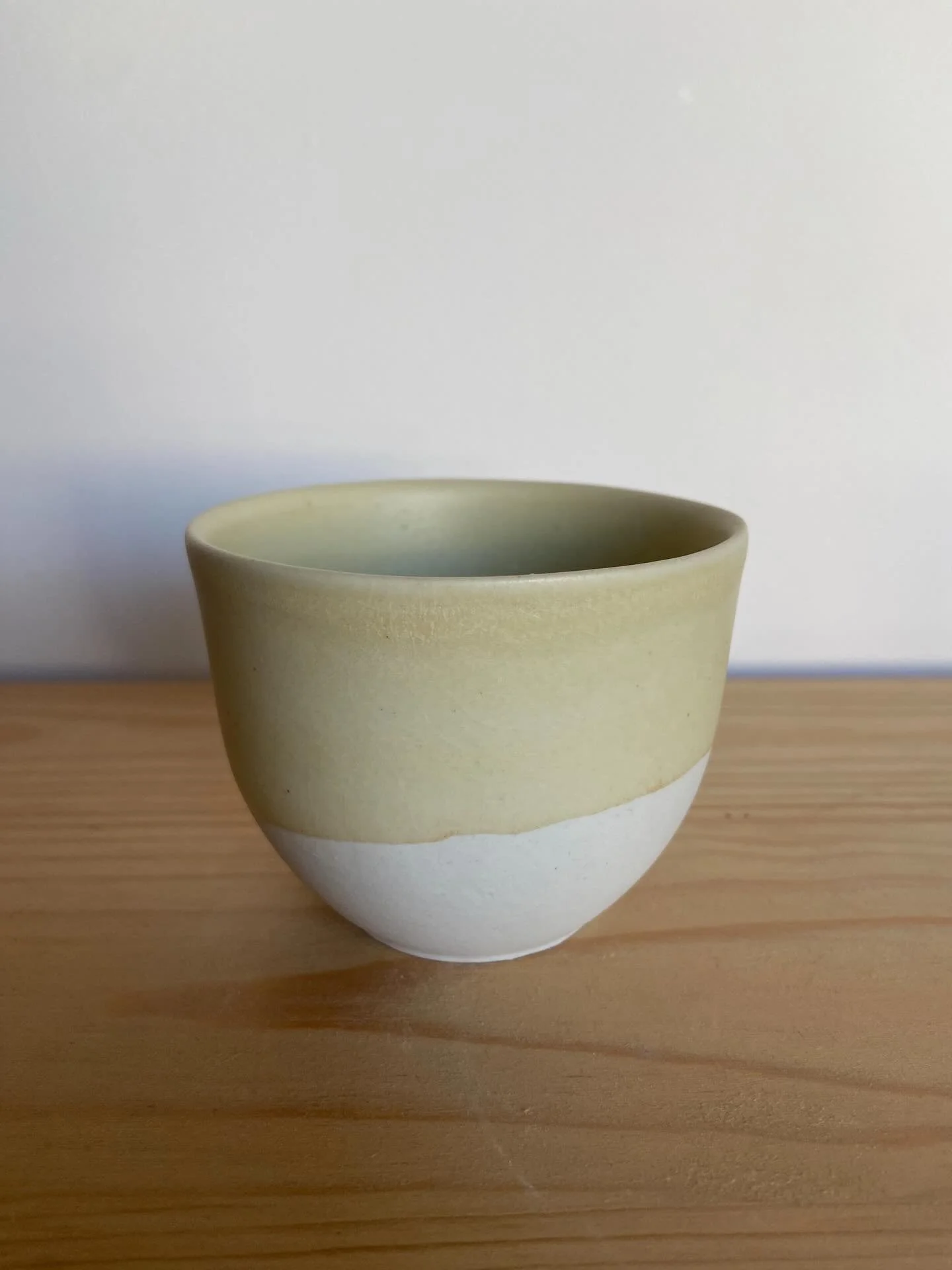 New favourite: stony feel, almost bisc colour, seen here on porcelain (slight crazing) and stoneware test and textures cup. Thinking of naming it sandstone. 

#glaze #ceramicglaze #glazy #porcelain #stoneware