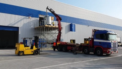 Installing a New Compressor with Hiab & Forklift
