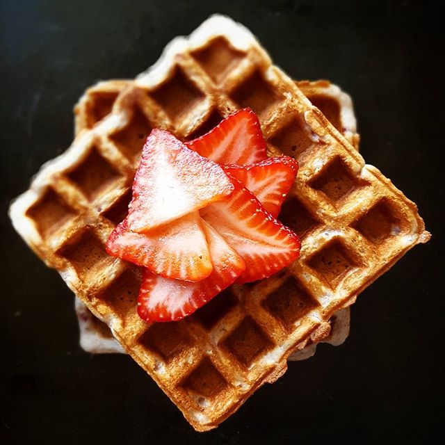 Strawberry waffles...with a subtle sweetness that no syrup it's needed.
#waffles #waffle #wafflesforbreakfast #wafflesarethebest
