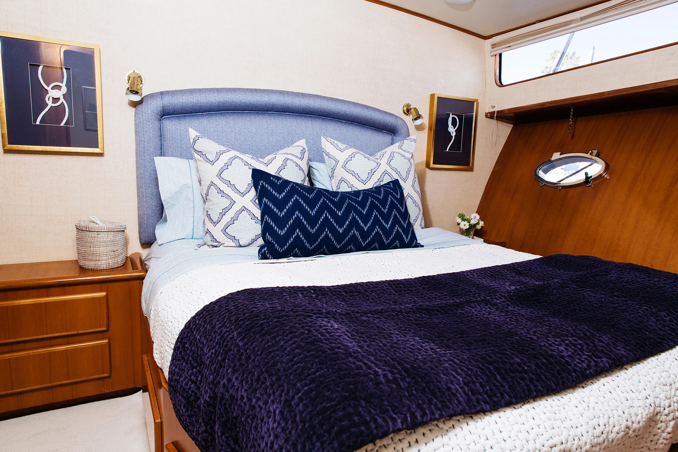 Mid stateroom with queen bed and full bath