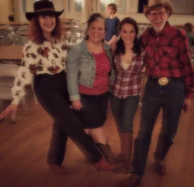 7 Quick Takes: Hoecake Hoedown, RIP Keith the betta fish, worshiping Jesus with a 9-year-old and more!