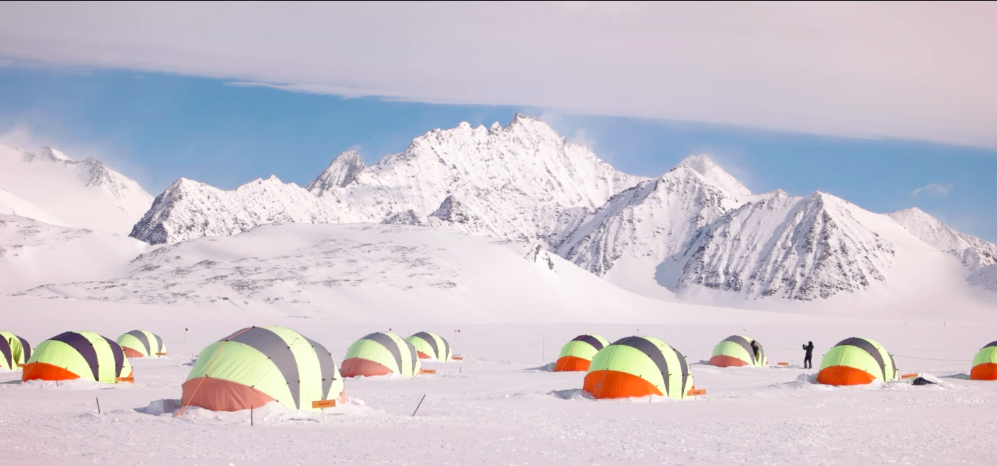 5 Cold Places and the People Who Live There: Christmas Daybook, 5