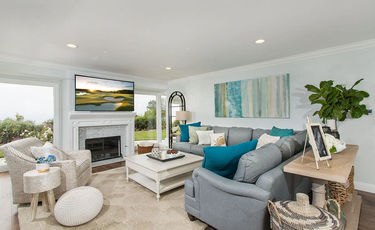 LIVING-ROOM-1_WEB.jpg