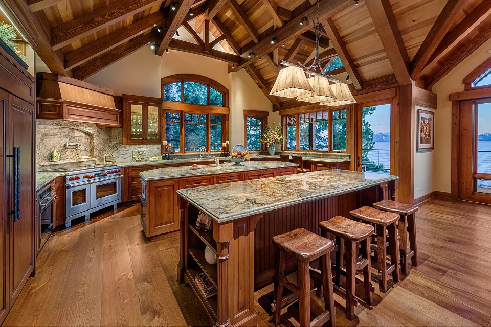 C04 kitchen - RESZED.jpg
