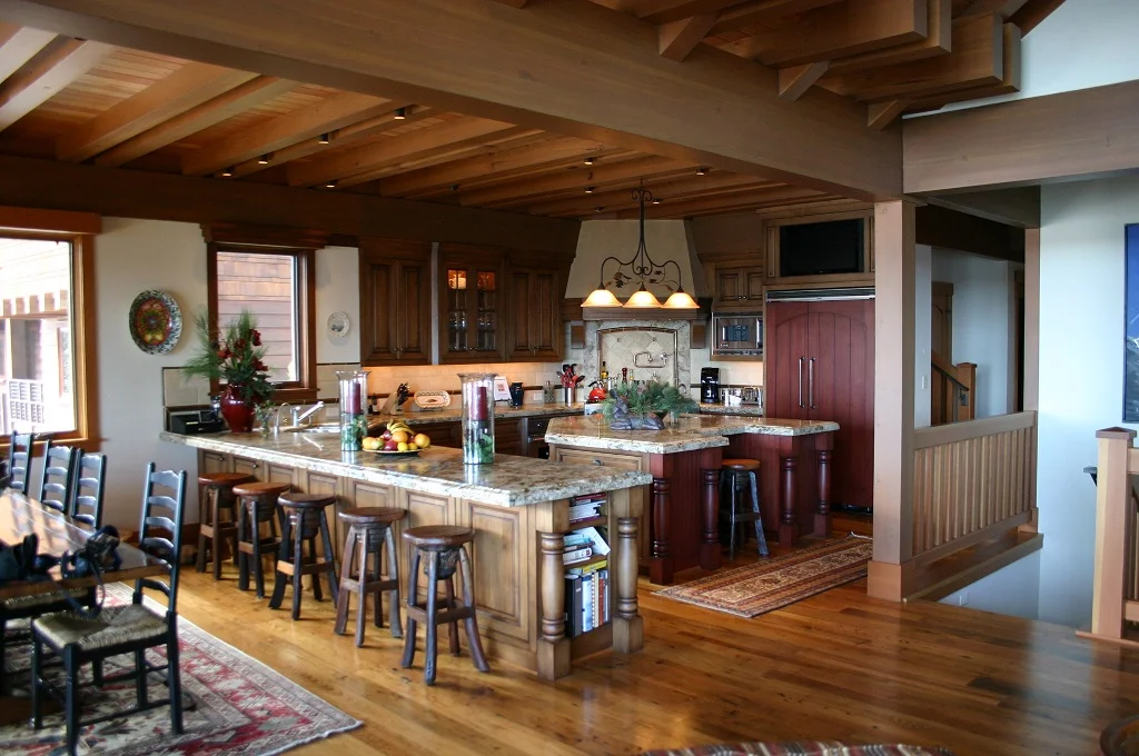 D05 kitchen-resized.JPG